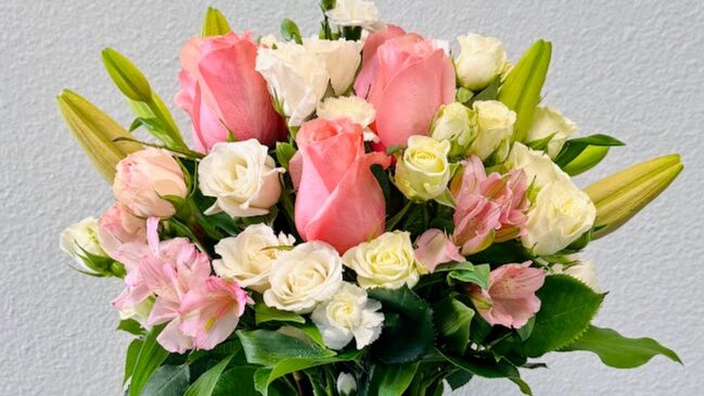 Colorful bouquet of pink and white flowers