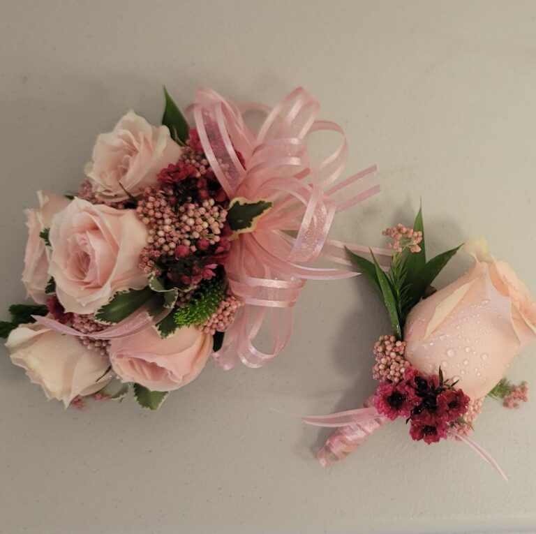 Florist Marketplace_Corsage and Boutonniere_Graduation Florals_Orange County