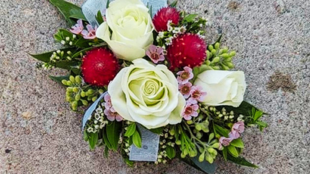 Summer Weddings in Orange County by Irvine Florist Marketplace